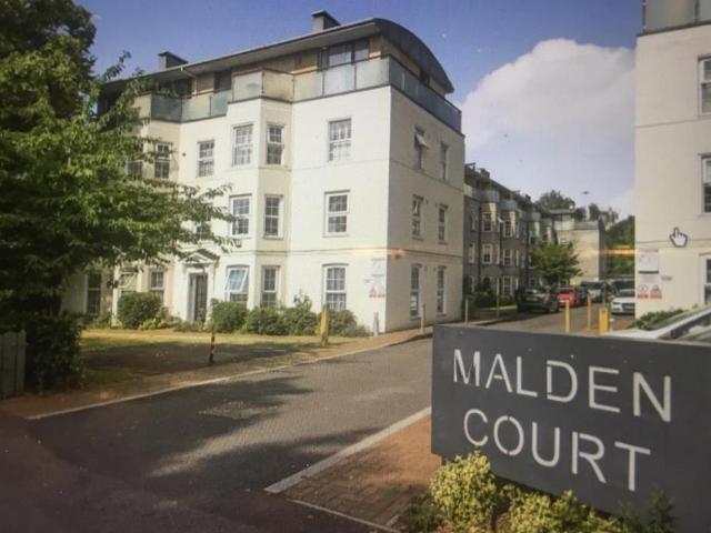 Flat for rent in London Borough of Merton, Greater London