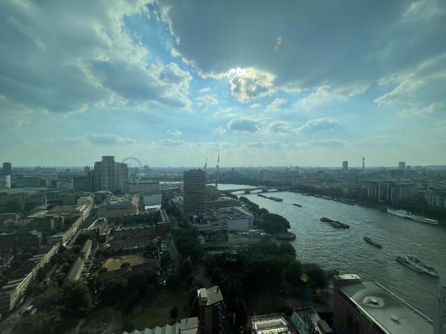 Flat for rent in Greater London