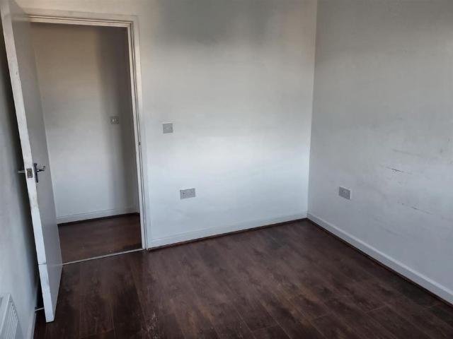 Apartment for rent in Akroydon, Halifax