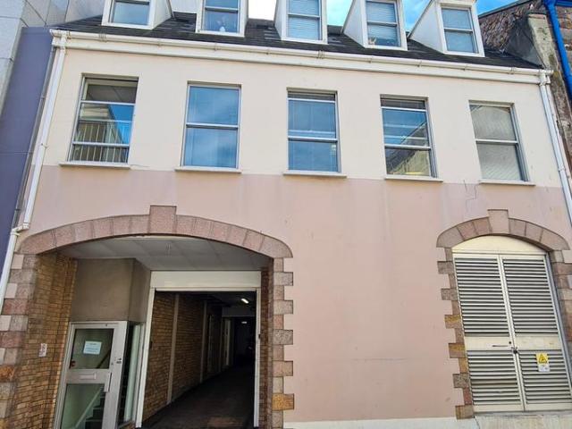 Flat for rent in St Helier