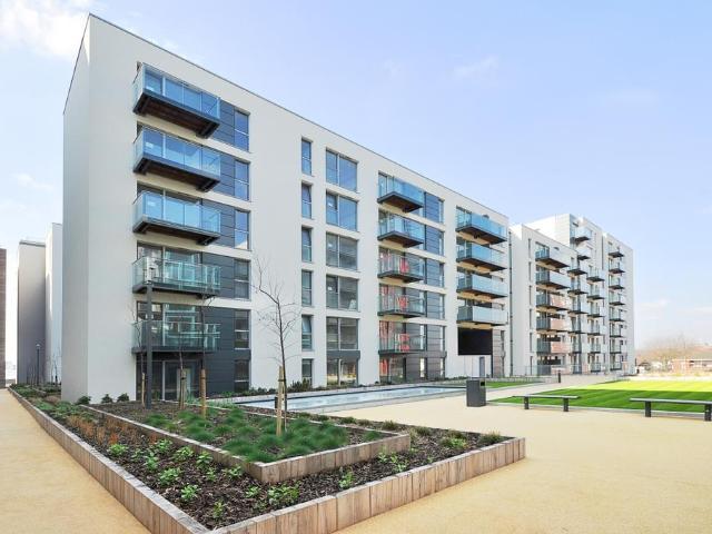 Flat for rent in Hayes, Greater London