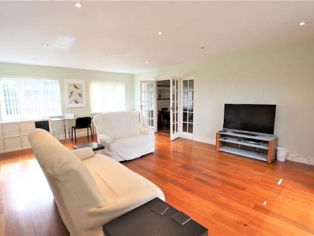 Apartment for rent in Chichester