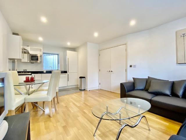 Flat for rent in Arena Quarter, Leeds