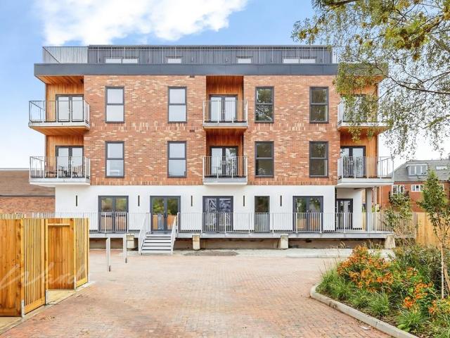 Flat for rent in Sandown Park, Kent