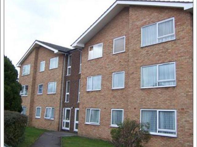 Flat for rent in Lane, Greater London