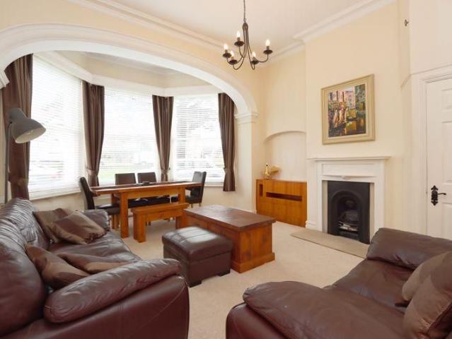 Apartment for rent in Woodford Bridge, Greater London