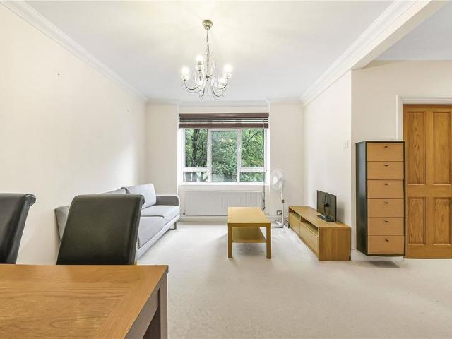 Apartment for rent in St. John's Wood, Greater London