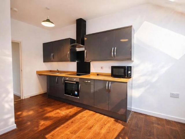 Apartment for rent in Akroydon, Halifax