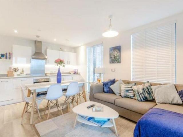 Flat for rent in Greater London