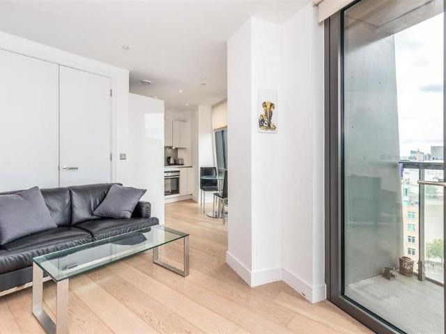 Apartment for rent in The Borough, Greater London