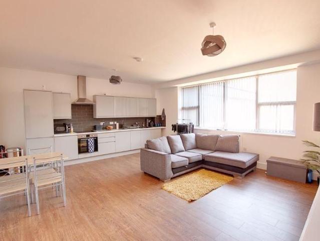 Apartment for rent in Brook Street, Bourne Vale