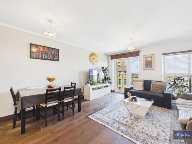 Apartment for rent in Monks Orchard, Kent
