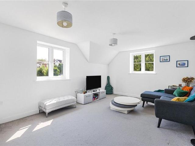 Apartment for rent in Harcourt Hill, Dromore