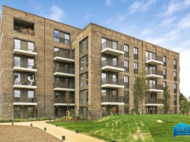 Apartment for rent in Mill Hill, Greater London