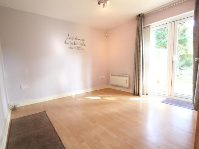 Apartment for rent in Maybury, Woking