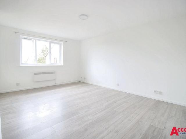 Apartment for rent in London Borough of Redbridge, Greater London
