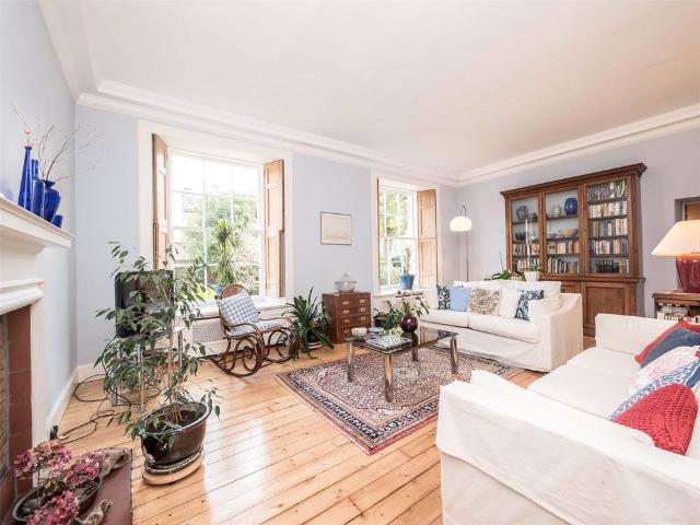 Apartment for rent in Mayfield, Newington