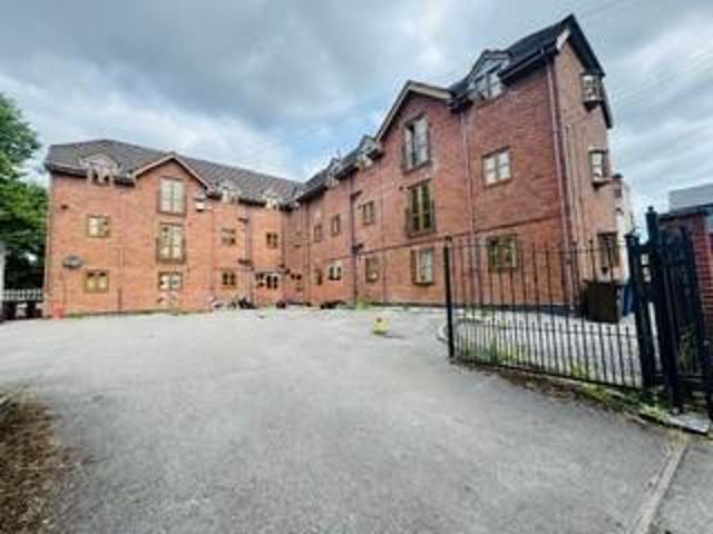Flat for rent in Wigan, Greater Manchester