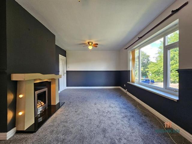 Apartment for rent in Brinnington, Greater Manchester