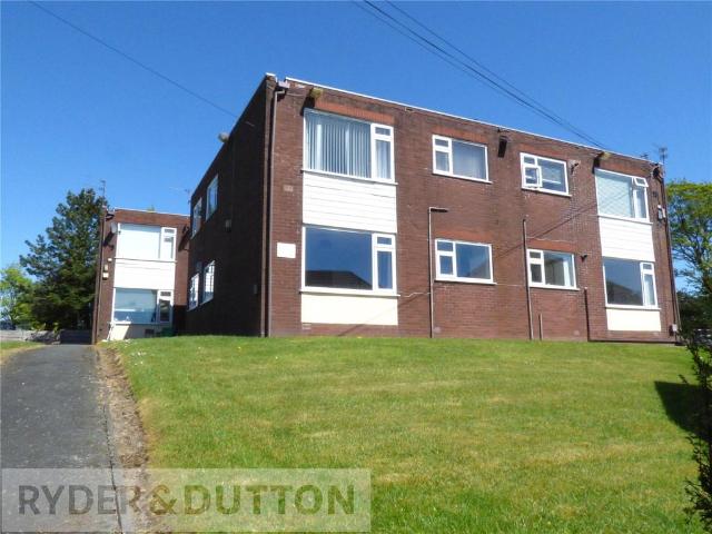 Flat for rent in Burnedge, Greater Manchester