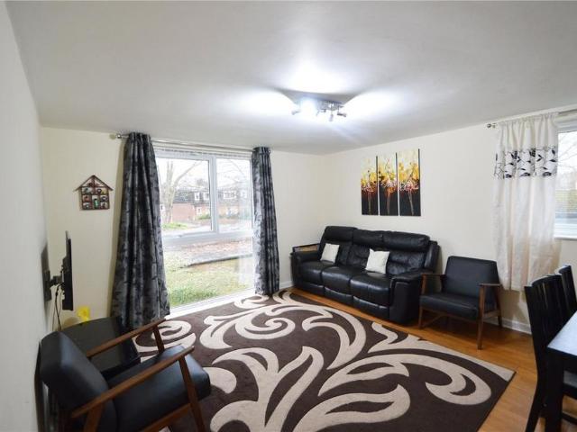 Apartment for rent in London Borough of Croydon, Purley