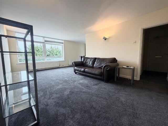 Apartment for rent in Elmdon, West Midlands