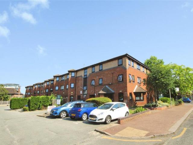 Flat for rent in Greater London