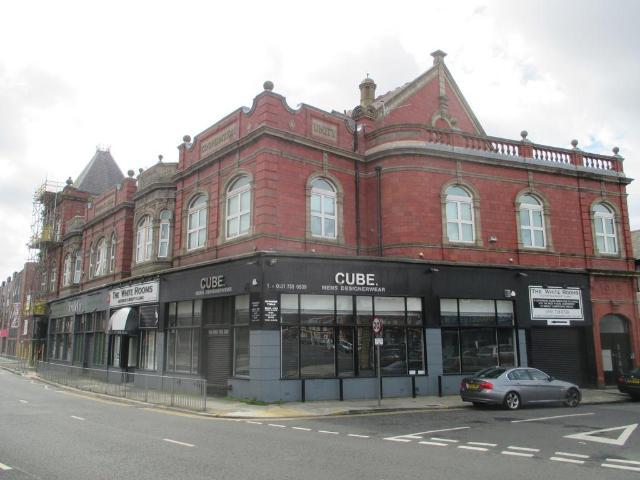 Flat for rent in Calderstones