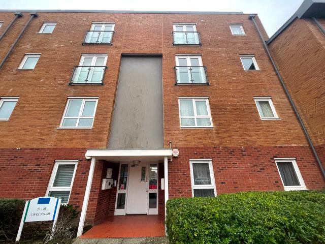 Apartment for rent in Seaside, Llanelli