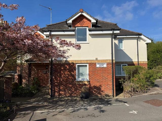 Flat for rent in Ringwood, Ashurst Bridge