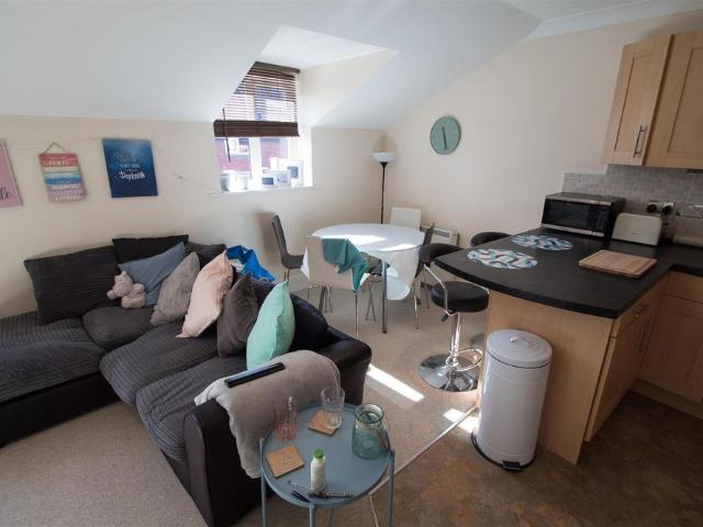 Apartment for rent in Headingley Hill, Headingley