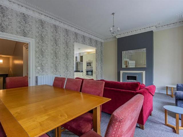 Apartment for rent in Penylan, Falcon Lodge