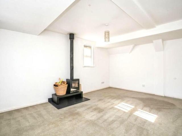 Apartment for rent in Spring Vale, Hampshire