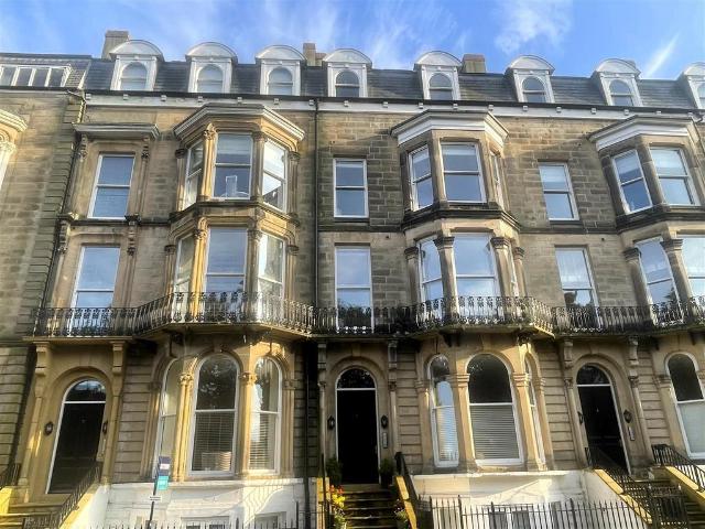 Flat for rent in Scarborough, South Cliff