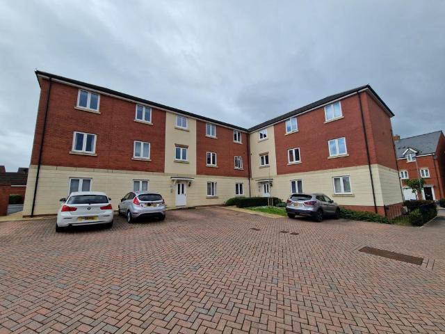 Flat for rent in North Petherton, Somerset