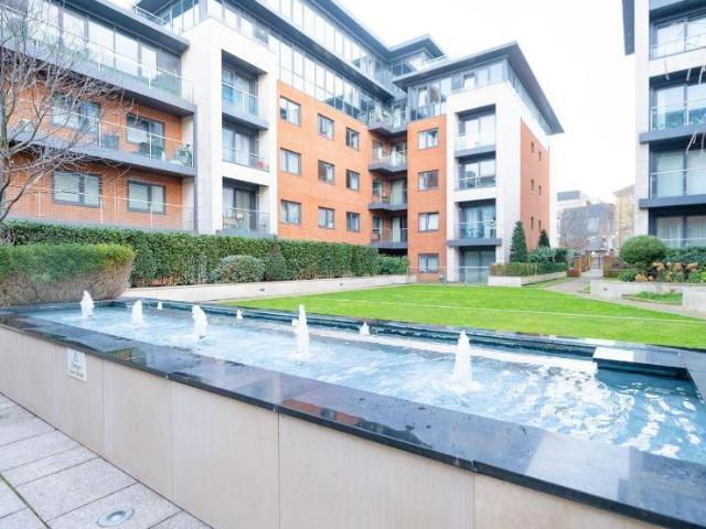 Flat for rent in Putney, Greater London