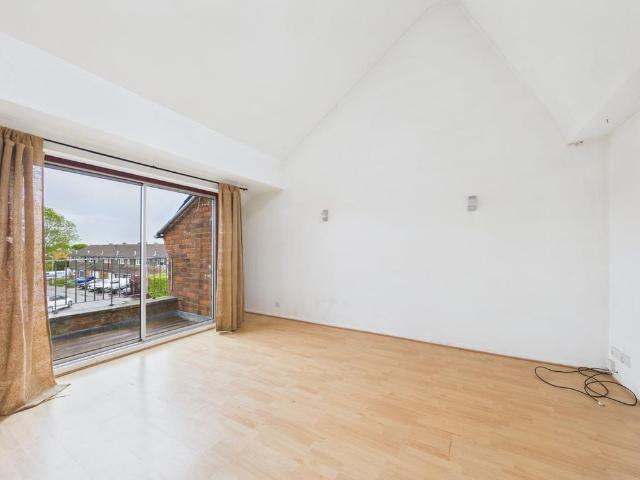 Apartment for rent in Berrick Salome, Oxfordshire