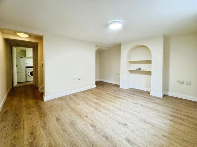 Apartment for rent in Reading