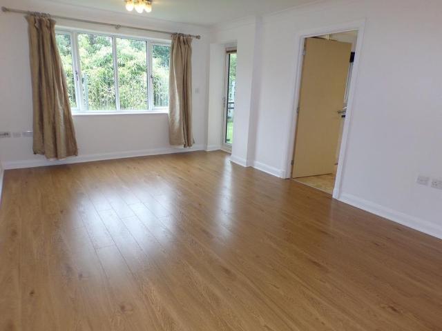 Apartment for rent in Avenham, Higher Bartle