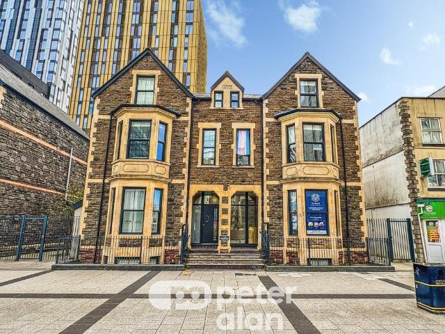 Flat for rent in Crockherbtown, Falcon Lodge