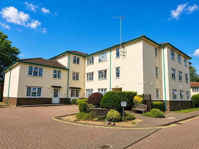 Flat for rent in Fretherne, Hertfordshire