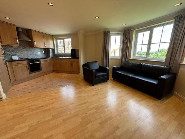 Apartment for rent in Outwood Gate, Bury