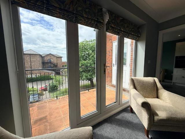 Flat for rent in Bell Farm, High Field