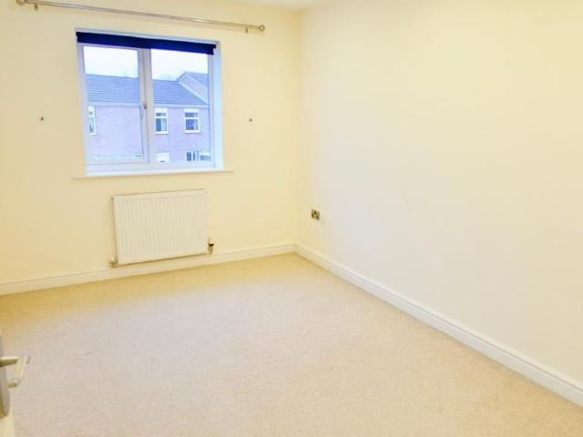 Apartment for rent in Stone, Baswich