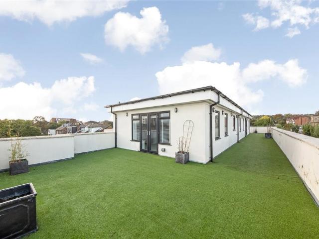 Flat for rent in London Borough of Croydon, South Norwood