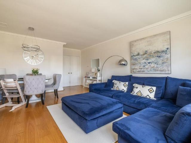 Apartment for rent in Petersham, Greater London