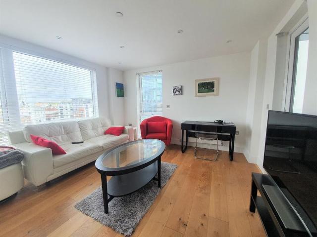 Apartment for rent in Ocean Village, City Of Southampton