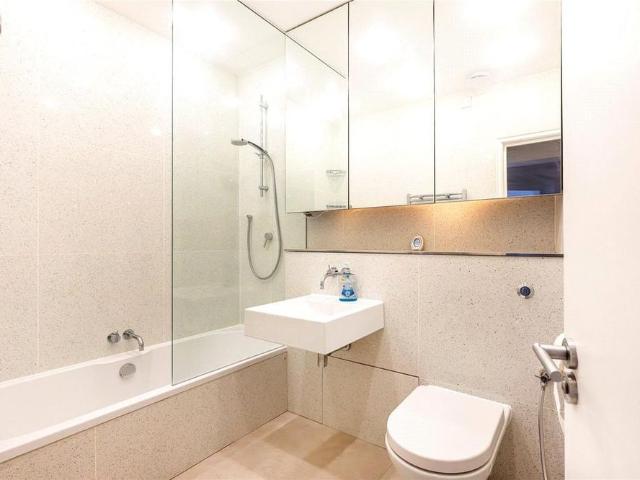 Apartment for rent in Cat Hill, Isle Of Man