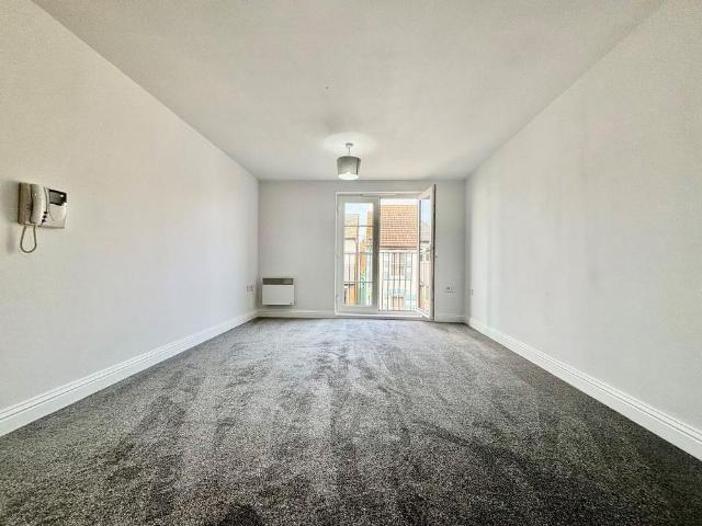Apartment for rent in Brompton, Gillingham
