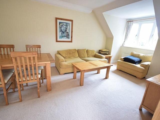 Apartment for rent in Elmdon, West Midlands